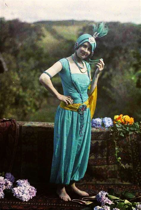 23 Rare And Stunning Color Portraits Of French Women From The 1920s