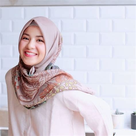Transformasi Gaya Hijab Natasha Rizky Dari Hobi Pakai Hijab Dillit Hingga Tampil Syar I