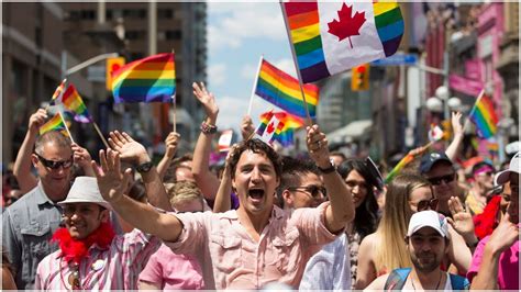 Canadian PM Justin Trudeau Joins Gay Pride March YouTube
