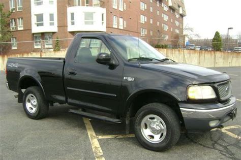 Buy Used 2001 Ford F 150 Xlt Single Cab Short Bed Pickup V6 5 Speed 4x4