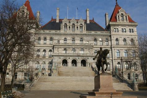 New York Legislature Passes 140 Billion Budget