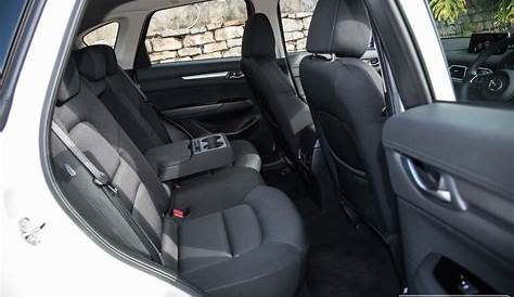 2017 Mazda CX-5 Sport Maxx-rear seats