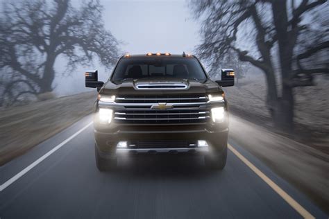 Careful Now The Hood On Your 2020 Chevy Silverado And Gmc Sierra Might