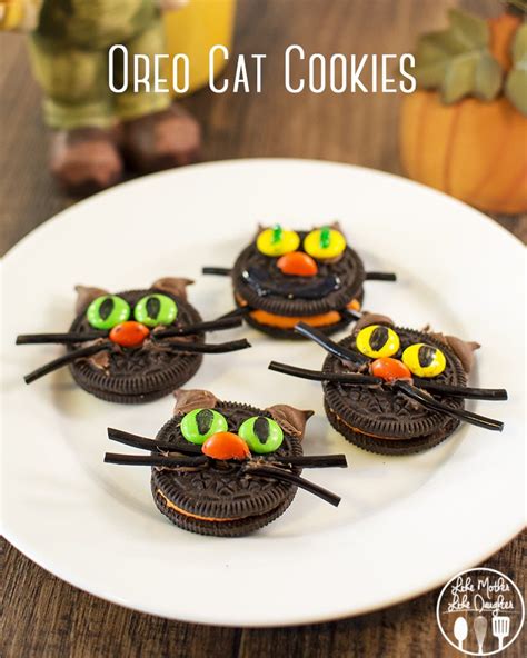 Although, you need to give it some time in the refrigerator before you make the jack. Oreo Cats - Like Mother Like Daughter