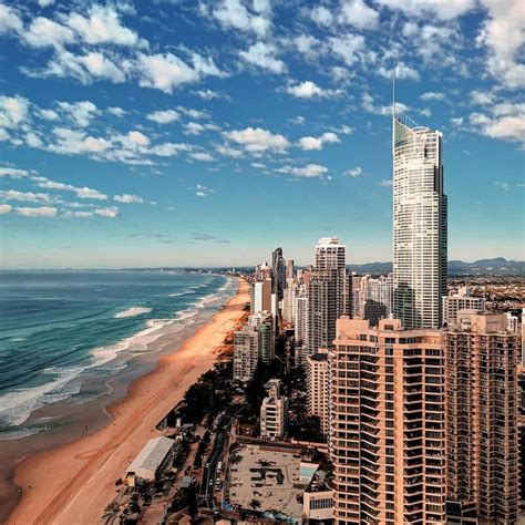 Gold Coast Beachfront Hotels And Resorts — The Most Perfect View