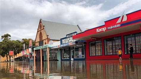 Sa Weather Adelaide Rainfall After Humid Night Of Storms Forecast