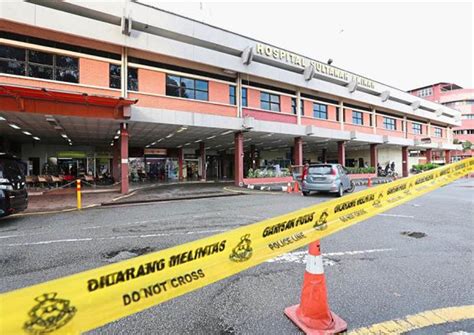 Saya segera bergegas ke hospital sultanah aminah, johor bahru sebaik sahaja mendapat berita kebakaran yang menimpa hospital sultanah aminah, johor bahru. JB hospital building to undergo investigations following ...