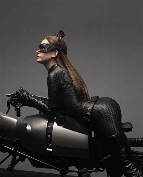 Anne Hathaway Was So Damn Sexy As Cat Woman In Dark Knight Rises Slaylebrity