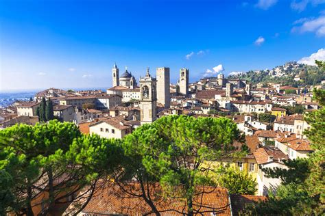 Actually, bergamo is composed of 2 centres: Bergamo, een autotocht naar Bergamo | Comomeeritalie.nl