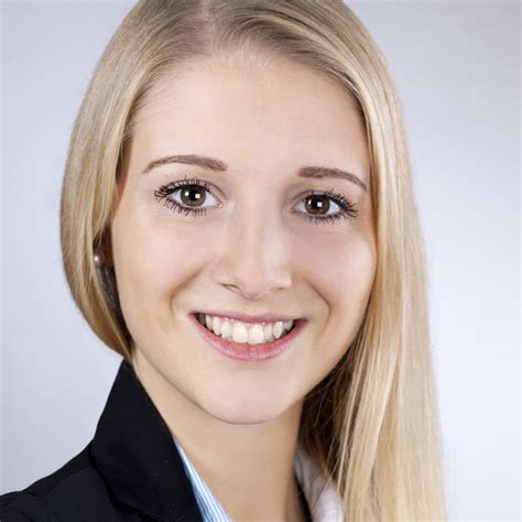 Allerdings bin ich eher eine „sicherheitsorientierte person. Laura Dietz - Duales Studium - BWL Bank - Sparkasse ...
