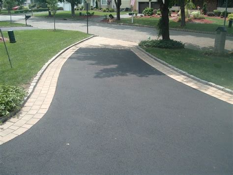 What are interlocking driveway pavers? driveway concrete paver border on asphalt - Google Search ...