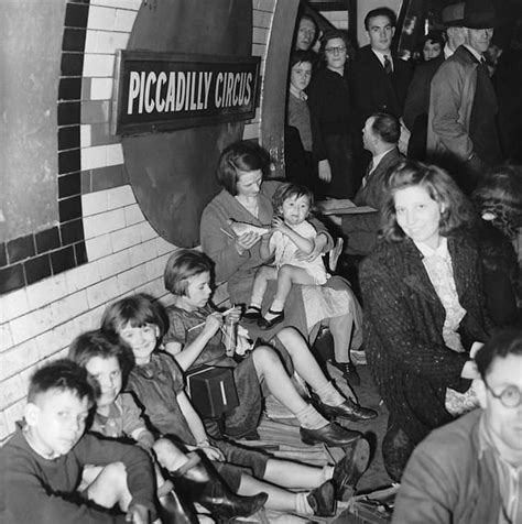 How 180000 Londoners Sheltered From Bombs In Tube Stations Turbo