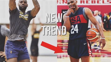 The Famous Basketball Trend Rolling Waistband And Tucking Shorts