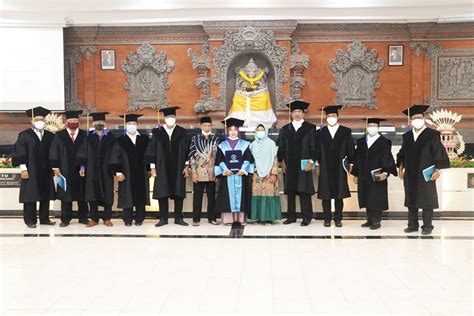 Gred yang baik diperlukan dan kelas sains diperlukan untuk sekolah. Ujian Promosi Doktor, Pascasarjana Undiksha Dorong Lulusan ...