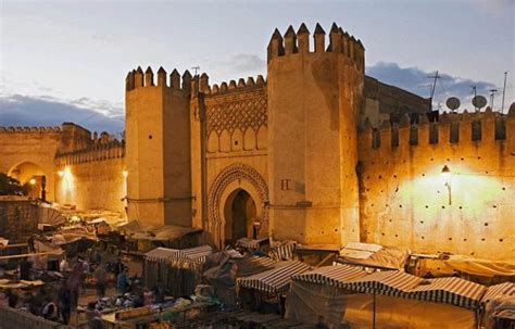أجمل وأعرق المعالم التاريخية في مدينة فاس المغربية طقس العرب