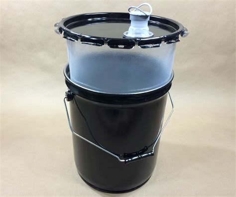 5 Gallon Polyethylene Lined Steel Pails Drums And Metal Buckets