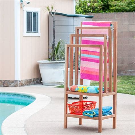 Add A Diy Outdoor Towel Rack To Your Backyard With This Easy And Quick