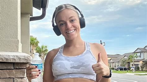 Teen Mom Mackenzie Mckee Shows Off Abs In Sports Bra And Shorts As Star