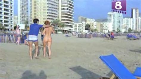 Naked Muriel Montoss In Las Chicas Del Tanga