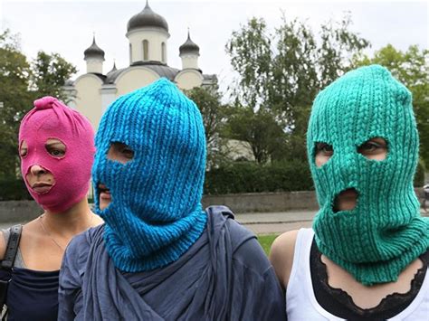 solidarität für pussy riot vor russischer kirche in berlin berlin de