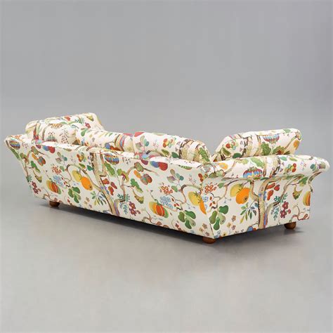 Founded in 1916, liljevalchs gallery in djurgården got its name from josef frank's liljevalch sofa, which was first shown here. Josef Frank, a 'Liljevalchs' sofa, upholstered in Frank's ...