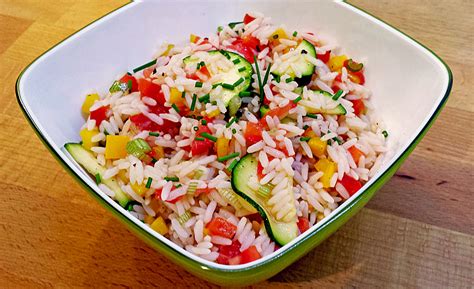 Sommerlich leichter Reissalat von Calorine