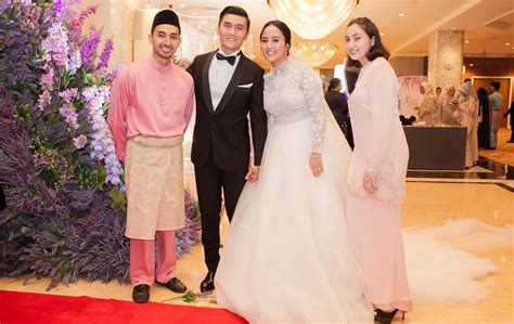 Page malaysia president datin noor azimah abdul rahim said the education ministry should implement a readiness plan on how to reopen schools at different mco levels. The Royalty-Endorsed Wedding Reception Of Khairil Izwan ...
