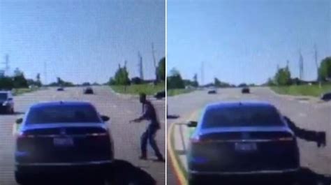 Video Brave Man Dives Into Moving Car To Save Driver From Having Seizure