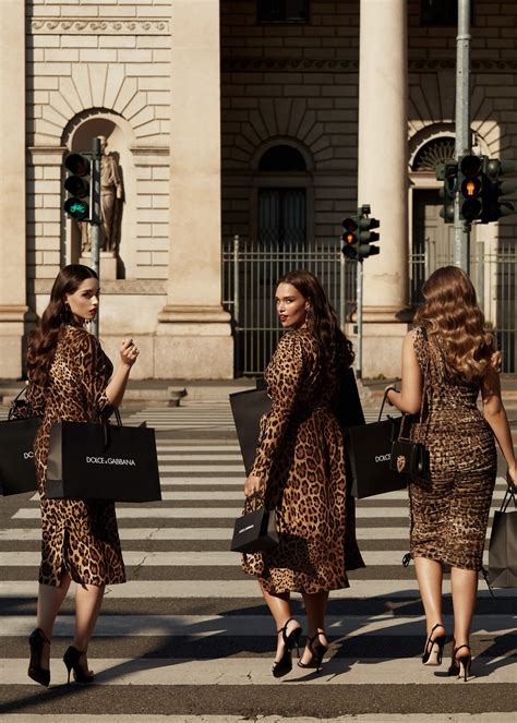 Découvrez les vêtements, chaussures, sacs et accessoires signés dolce&gabbana : Dolce & Gabbana introduces plus sizes for women - News ...
