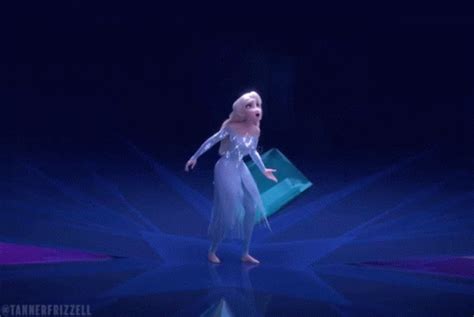 Watch the full show yourself sequence from disney's frozen 2 featuring the original song performed by idina menzel (voice of. Show Yourself Elsa GIF - ShowYourself Elsa Frozen2 ...
