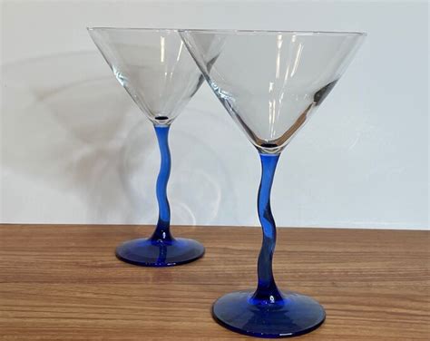 Set Of 2 Vintage Wavy Or Z Stem Libbey Courbe Martini Glasses Zig Zag