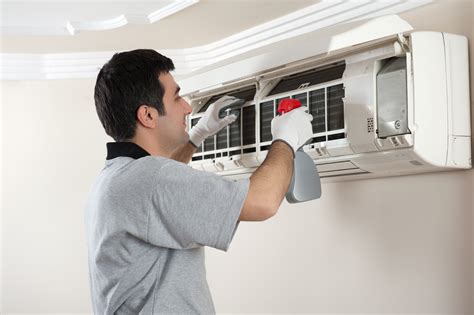 Air Conditioners Repair Master Server Service Services From Specialists