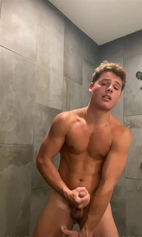 Muscle Solo Free Video Blonde Hunk Jerking Cum