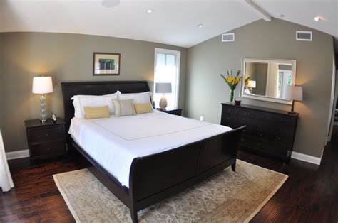 In june 1991, when jeff was nearly three years old, his mother reclaimed the boy. Jeff Lewis Design (very proud that my bedroom looks a lot ...