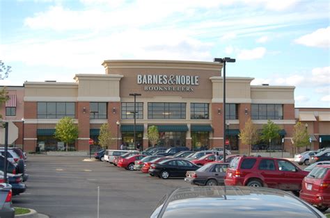 Näytä lisää sivusta barnes & noble facebookissa. Barnes & Noble plans to shutter about a third of its ...
