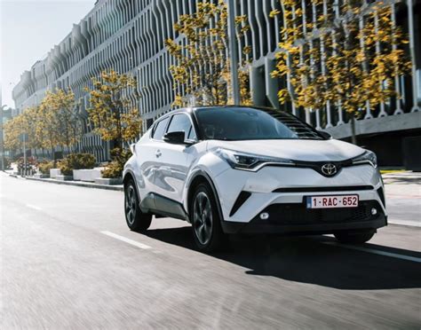 This new toyota car looks great. 2016 Toyota C-HR Review: well armed and ready to fight