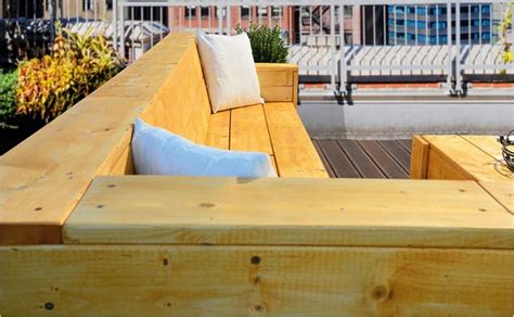 Drei seitenwände des gartenhauses sind dabei baugleich, eine seitenwand ist etwas höher. Sitzecke selber bauen