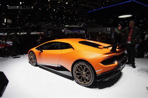 Lamborghini used no magic in creating the performante, just a practical and reliable methodology of adding power, removing weight, and improving aerodynamics versus the regular huracán. 2017 Geneva: Lamborghini Huracan Performante makes a splash