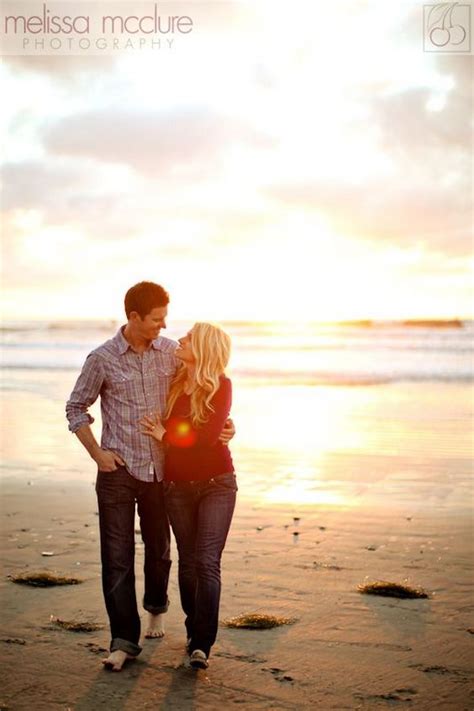 30 Romantic Beach Engagement Photo Shoot Ideas 2023 Dpf