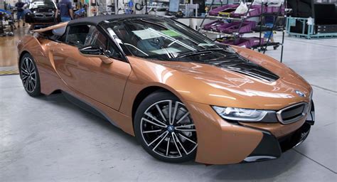 New Bmw I8 Roadster Starts Rolling Off The Line In Leipzig Carscoops