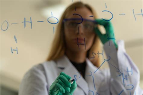 Women In The Chemistry Laboratory 5000238 Stock Photo At Vecteezy