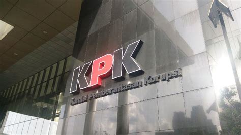 Pegawai pemerintah non pegawai negeri (ppnpn) yang menjadi peserta bpjs ketenagakerjaan, bisa menerima bantuan gaji rp600ribu/bulan. Fakta Pegawai KPK Jadi PNS, Gaji Penuh saat Transisi ...