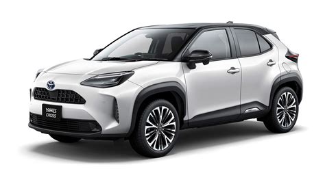 The yaris gets a crossover companion offering more room and an increased ground clearance. 2020 Toyota Yaris Cross: Specs, Prices, Features, Launch