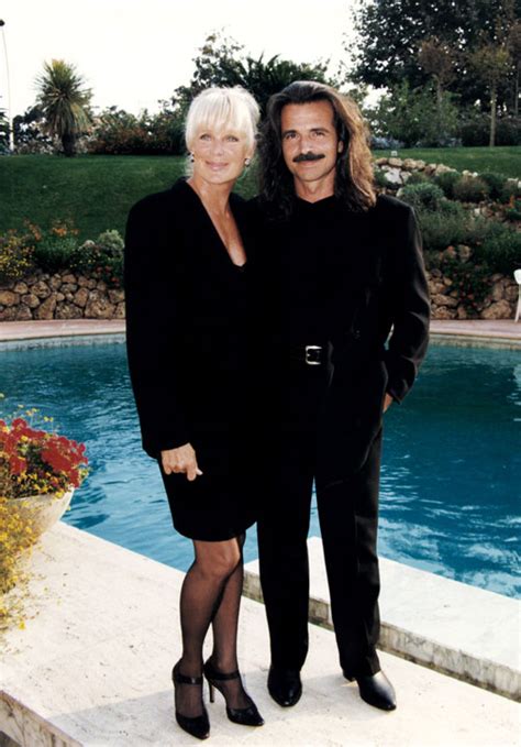 Chatter Busy Is Yanni Married To Linda Evans