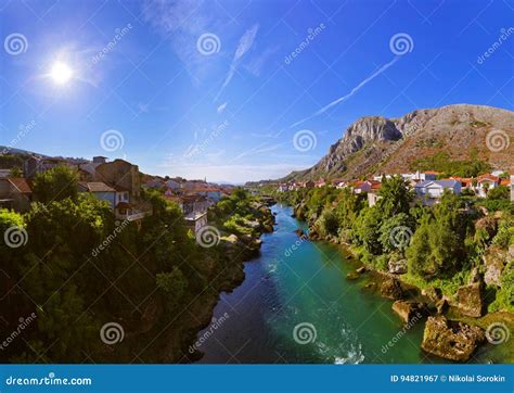 Paisaje Urbano De Mostar Bosnia Y Herzegovina Imagen De Archivo