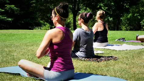 Free Yoga In The Park Begins In July City Of Roseburg