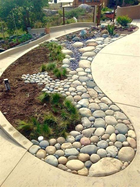 Landscaping rocks (the design of a rock garden and layout of stones) is something that each of us must choose according to his taste. Genius Low Maintenance Rock Garden Design Ideas for Frontyard and Backyard (67) - Googodecor
