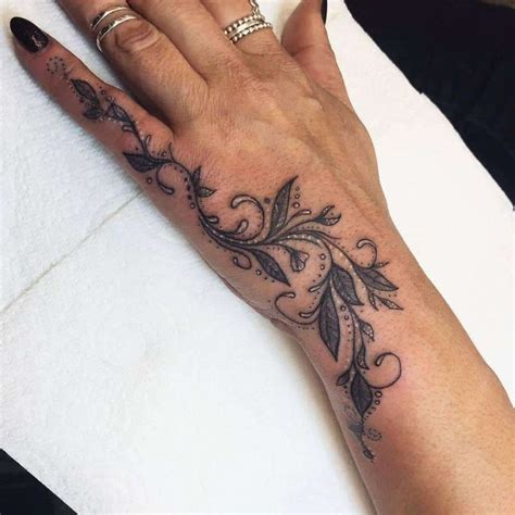 Update 53 Hand Tattoos For Women Best Incdgdbentre