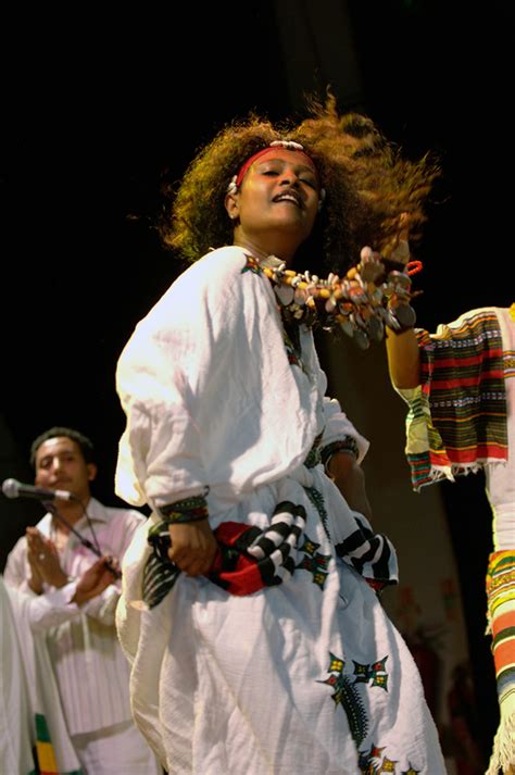 The ethiopian diamond restaurant & bar is known for its extensive, menu of authentic, ethiopian dishes and is open for lunch, dinner and weekend brunch. ESKISTA: Ethiopian Dance - Yamral Africa