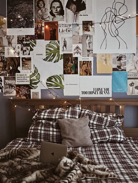 Please use the zoom to have a better look (located at the bottom right corner of the photo). Plakatwand Raum Schlafzimmer # Schlafzimmer #Poster ...